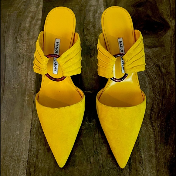 Manolo Blahnik Shoes - Manolo Blahnik Heels